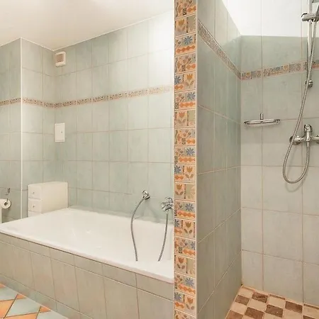 Holiday home Strandhaus Fiete - Haus Poelblick - Abc247